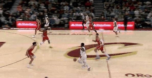 赛前体能课后，北京首钢更衣室发声备战荷甲，压力陡增，赛季目标并未改变的简单介绍